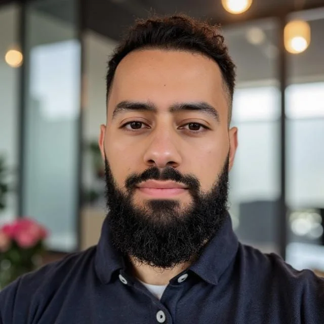 Ahmed Mowafek, Wirtschaftsingenieur und KI-Prozessberater